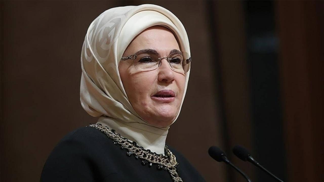 Emine Erdoğan'dan Filistinli çocuklara yardım eli