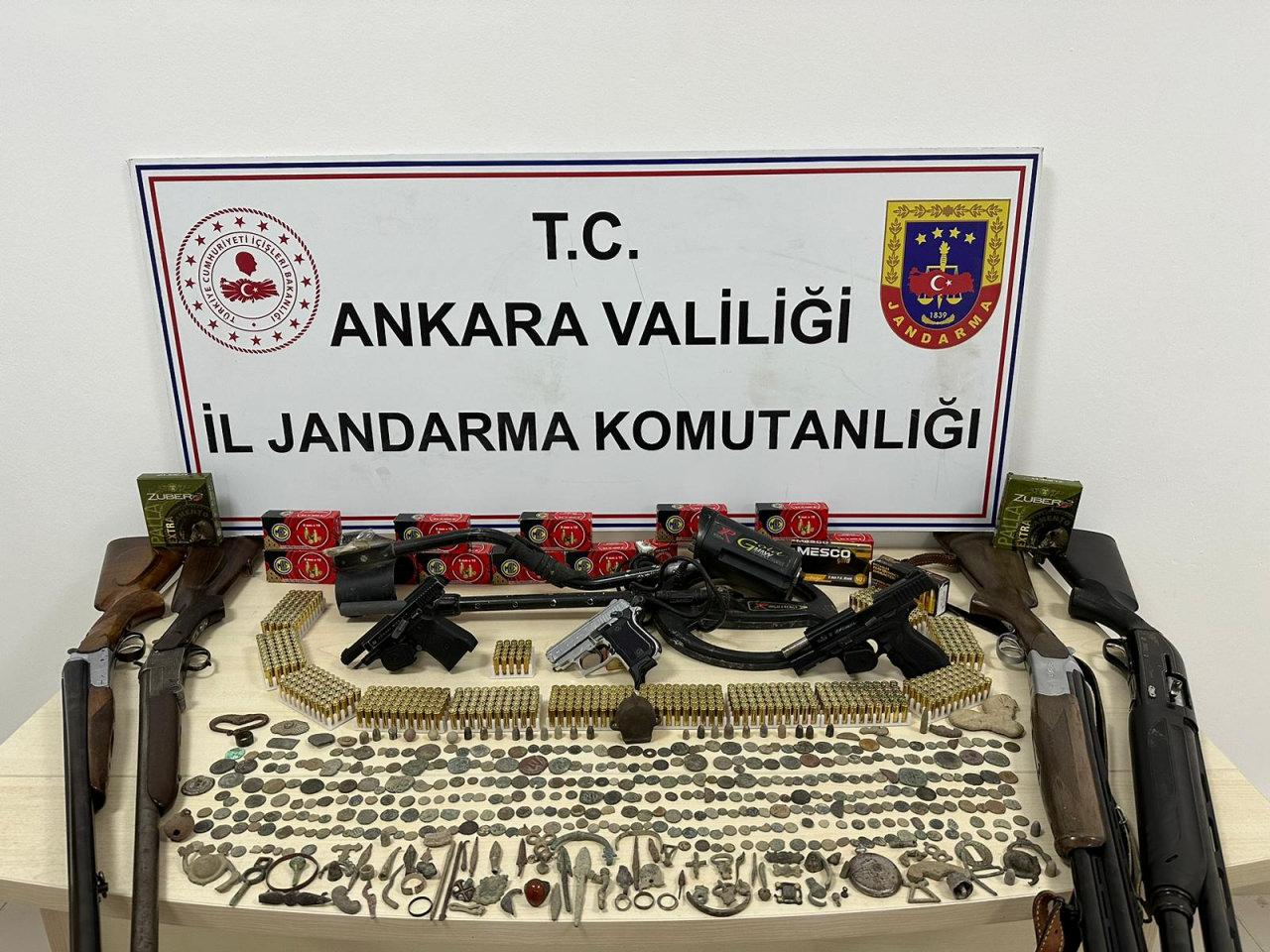 Ankara'da 1070 tarihi obje ele geçirildi