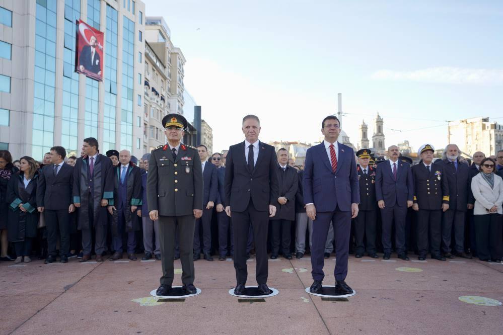 CHP, Taksim’deki 10 Kasım törenine çelenk getirmeyi unuttu