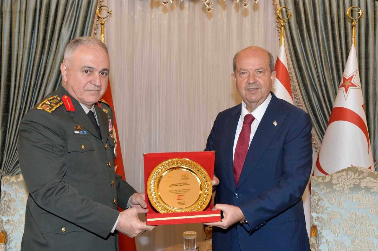 KKTC Cumhurbaşkanı Tatar, Genelkurmay Başkanı Orgeneral Gürak'ı kabul etti