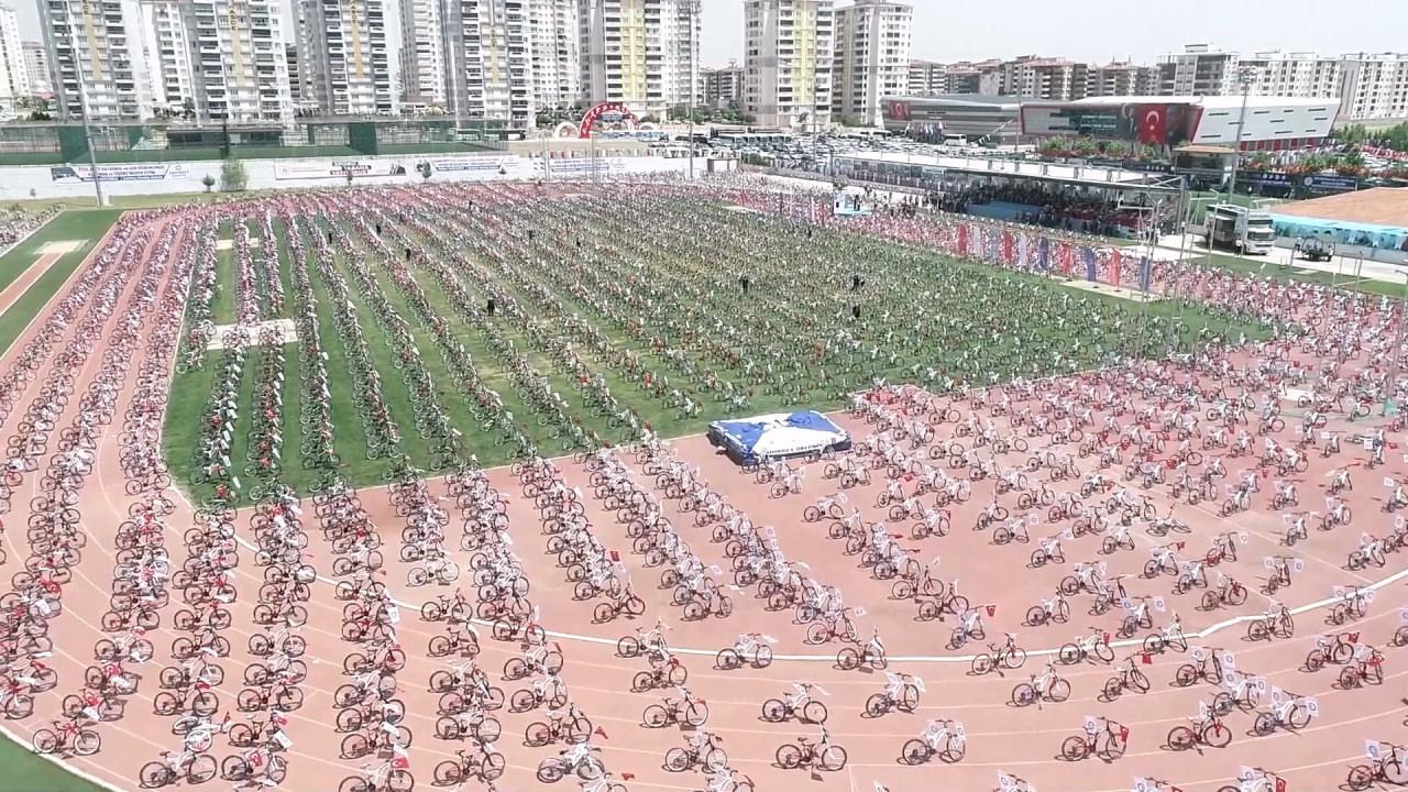 2 'teşekkür' al bisikleti kap... Şahinbey Belediyesi'nden öğrencilere müjde