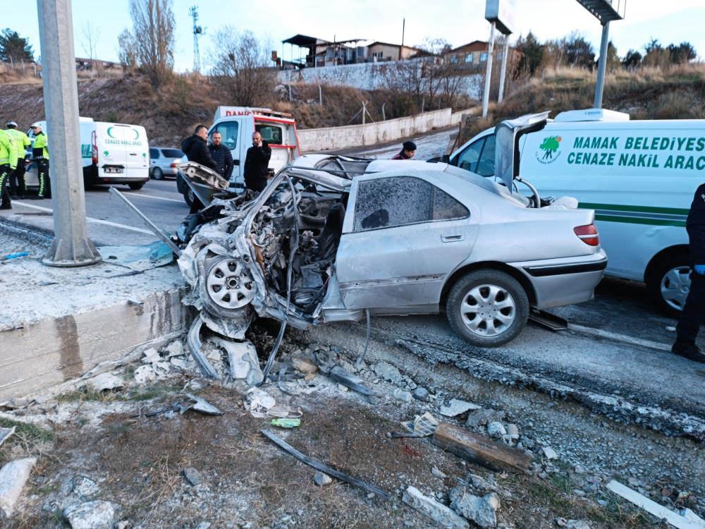 Ankara'da feci kaza: Aynı aileden 3 kişi öldü!