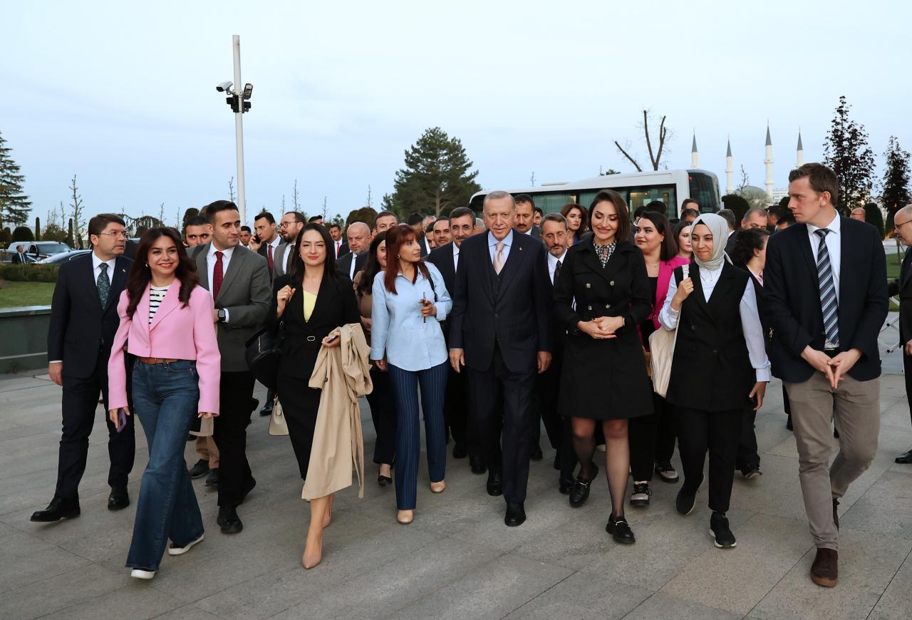 Başkan Erdoğan'dan Özgür Özel'in randevu talebine cevap