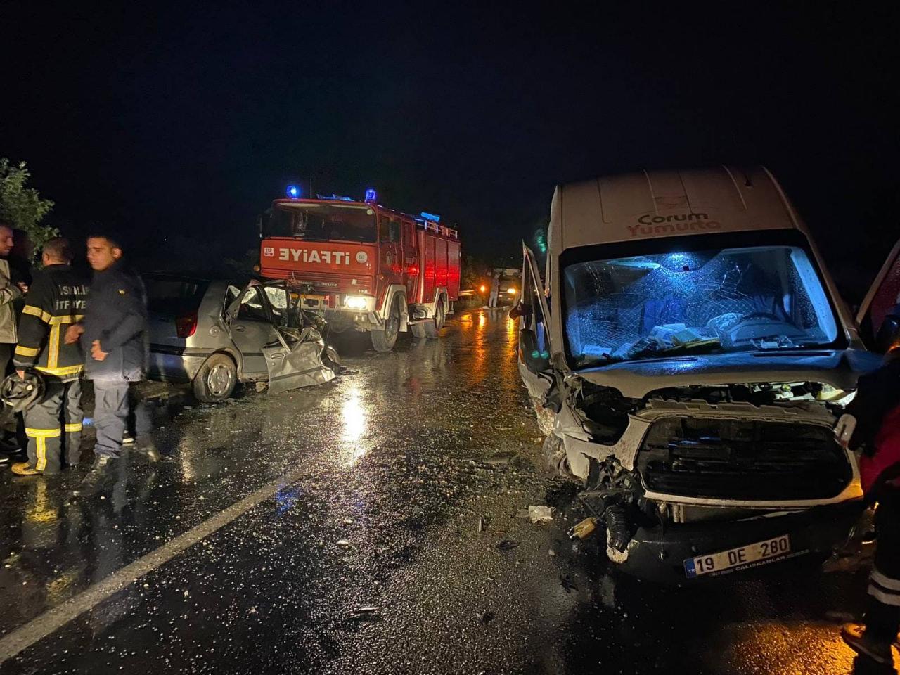 Çorum'da feci kaza: Anne ve kızı öldü