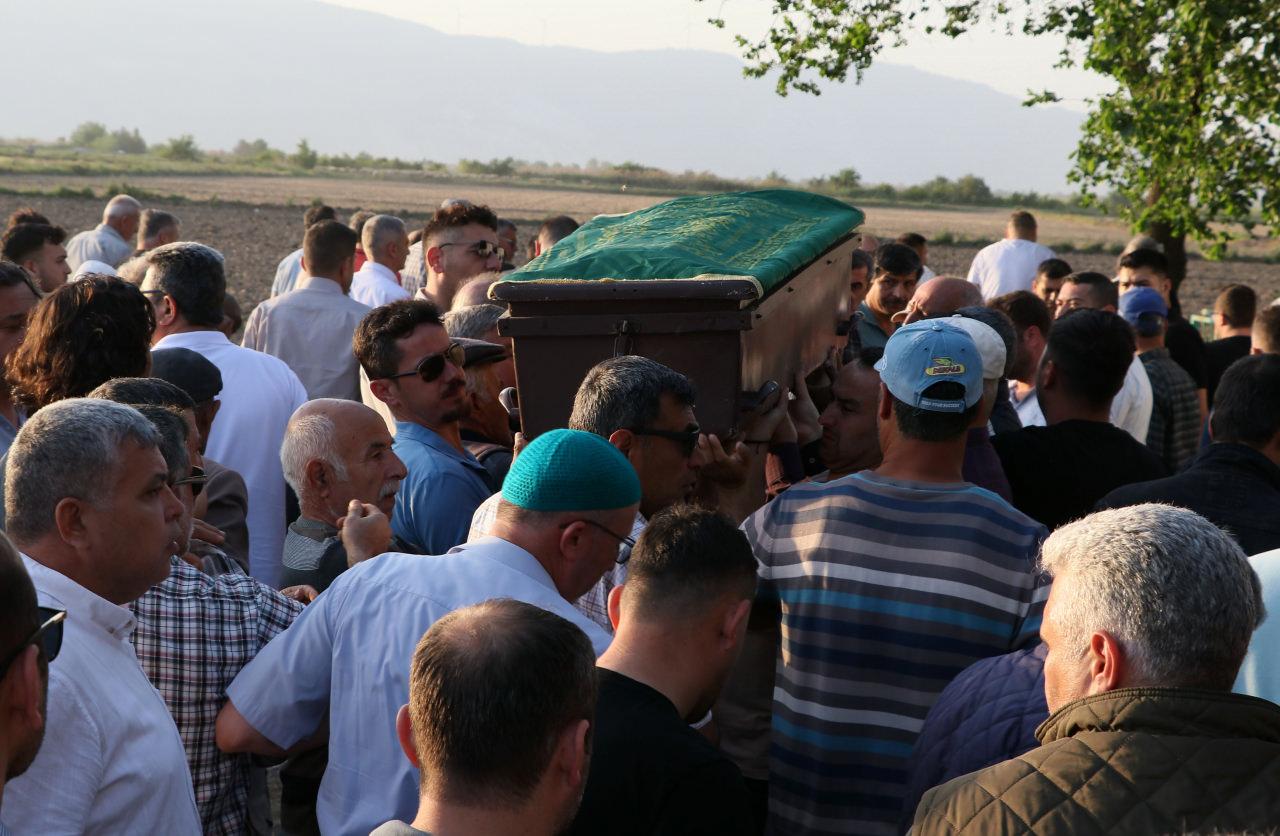 Teleferik kazasında hayatını kaybeden avukat, Aydın'da son yolculuğuna uğurlandı