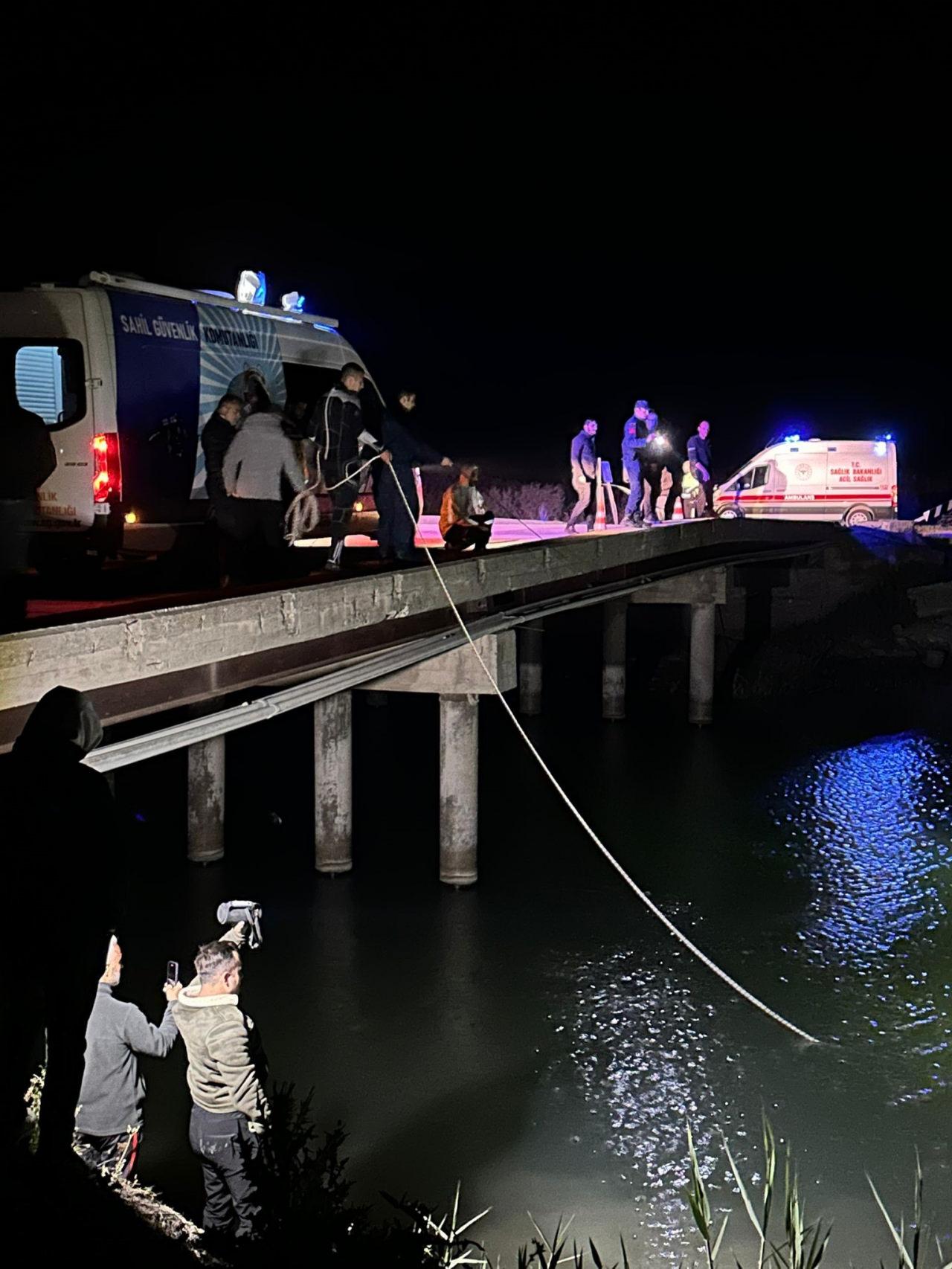 Muğla'da feci kaza! Köprüden suya uçtu