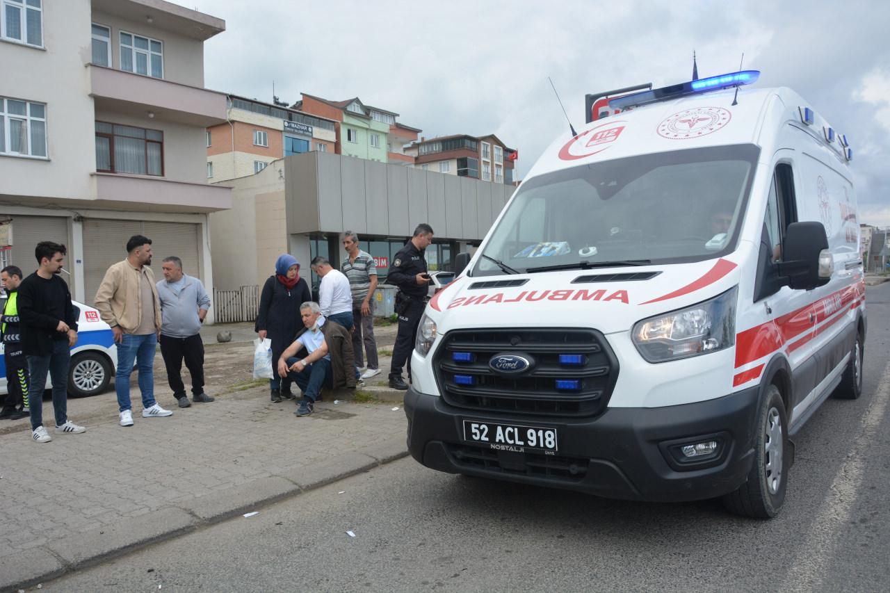 Ordu'da tekstil işçilerini taşıyan servis minibüsü kaza yaptı! Çok sayıda yaralı var