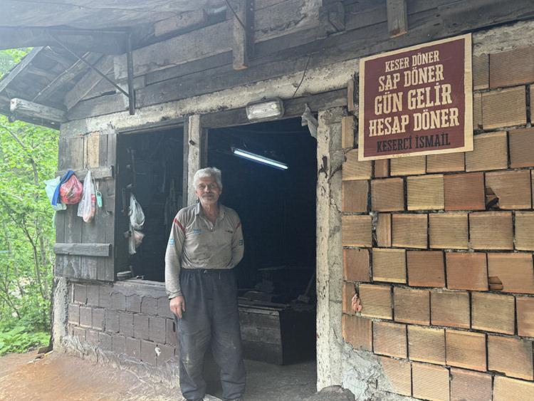 Çocuk yaşta başına geçtiği demir ocağında 50 yılı geride bıraktı